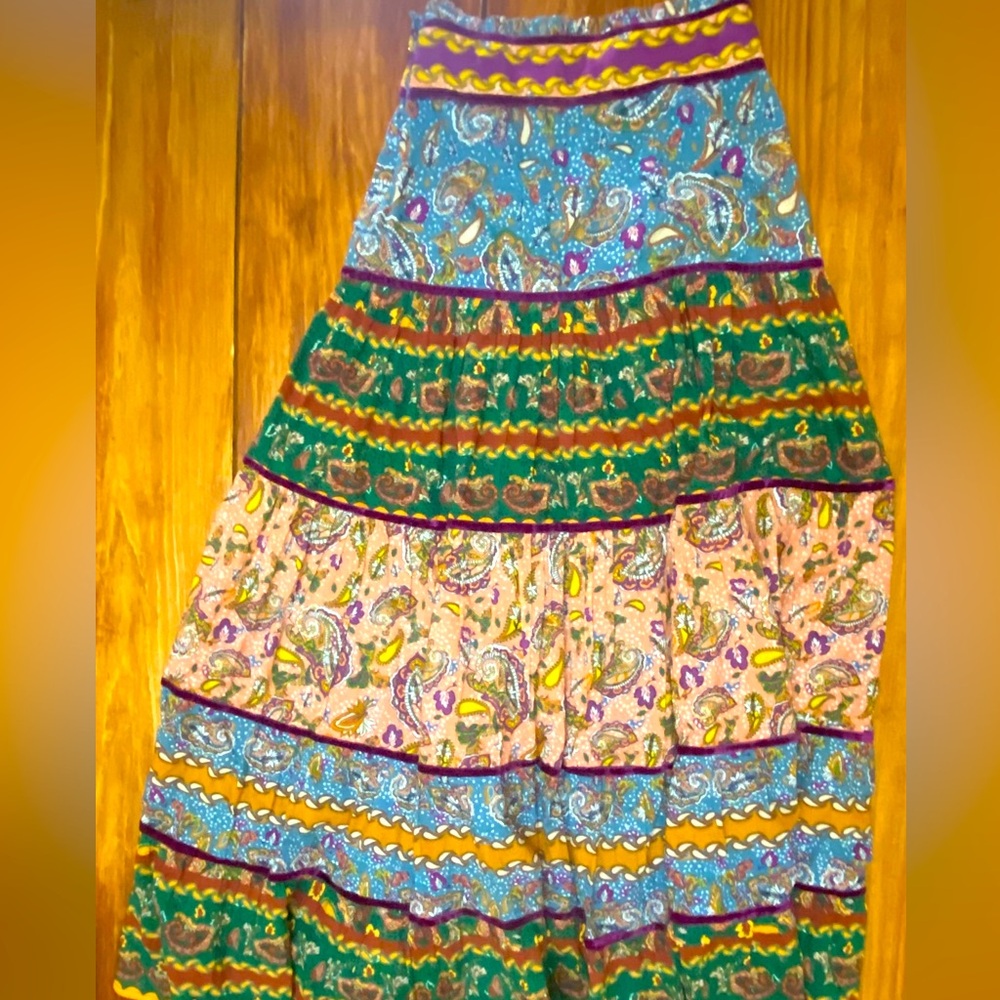 Bohemian Paisley Maxi Skirt - Multicolor - Picture 2 of 11